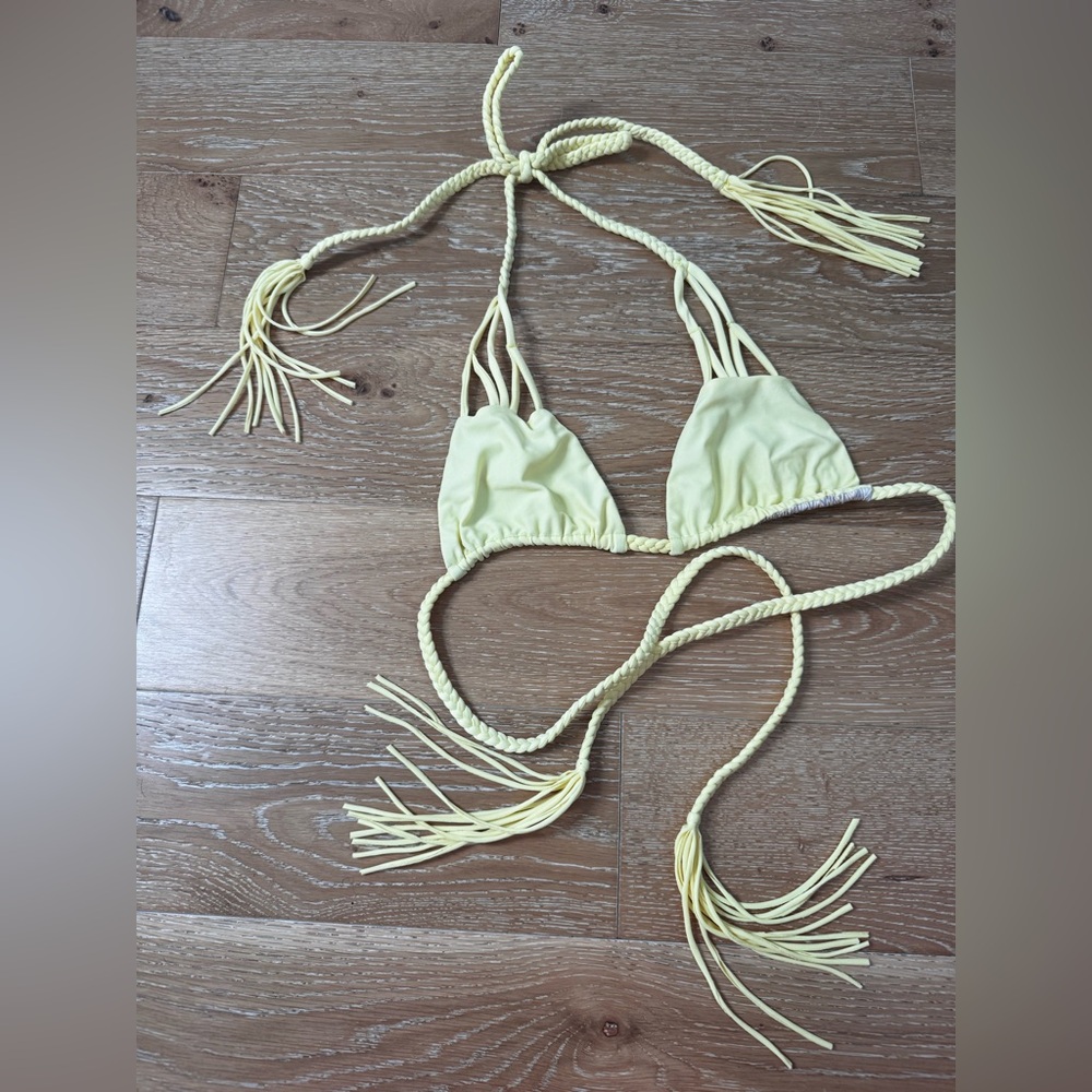 Acacia Swimwear Yellow top Large